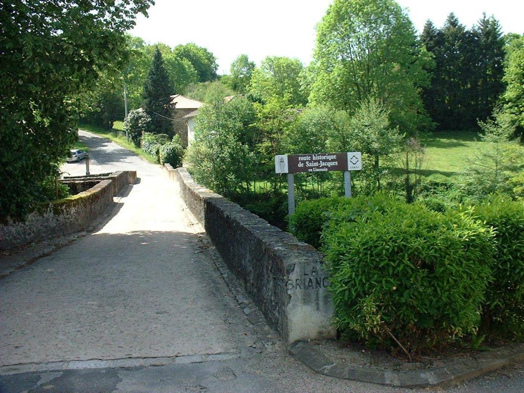Bed and Breakfast Domaine De La Dame De Lauriere Solignac Zewnętrze zdjęcie
